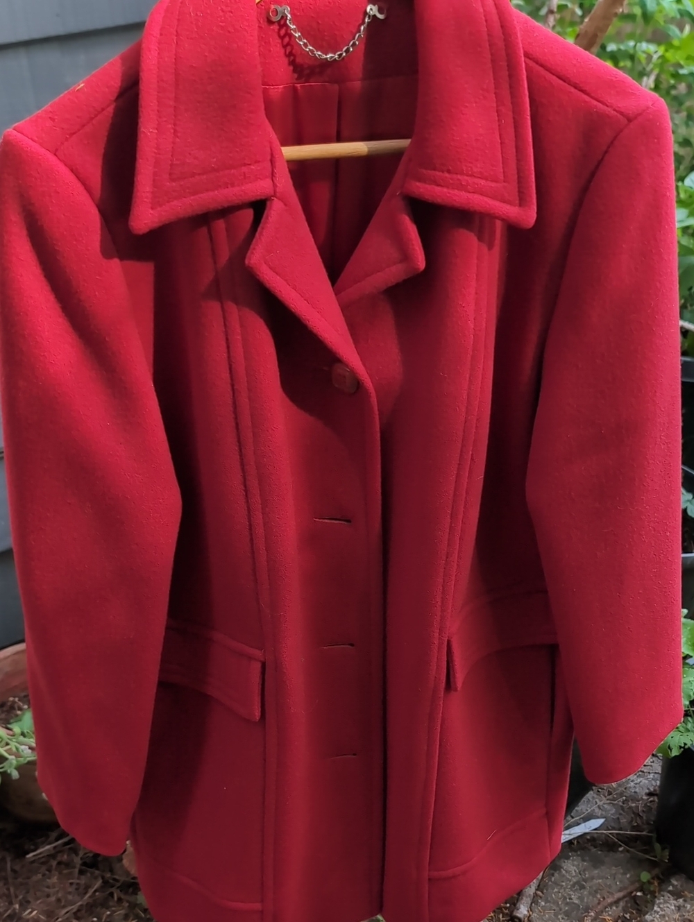 Striking Heavyweight Red Wool Blend Women's Coat - Tailored Collared Jacket
